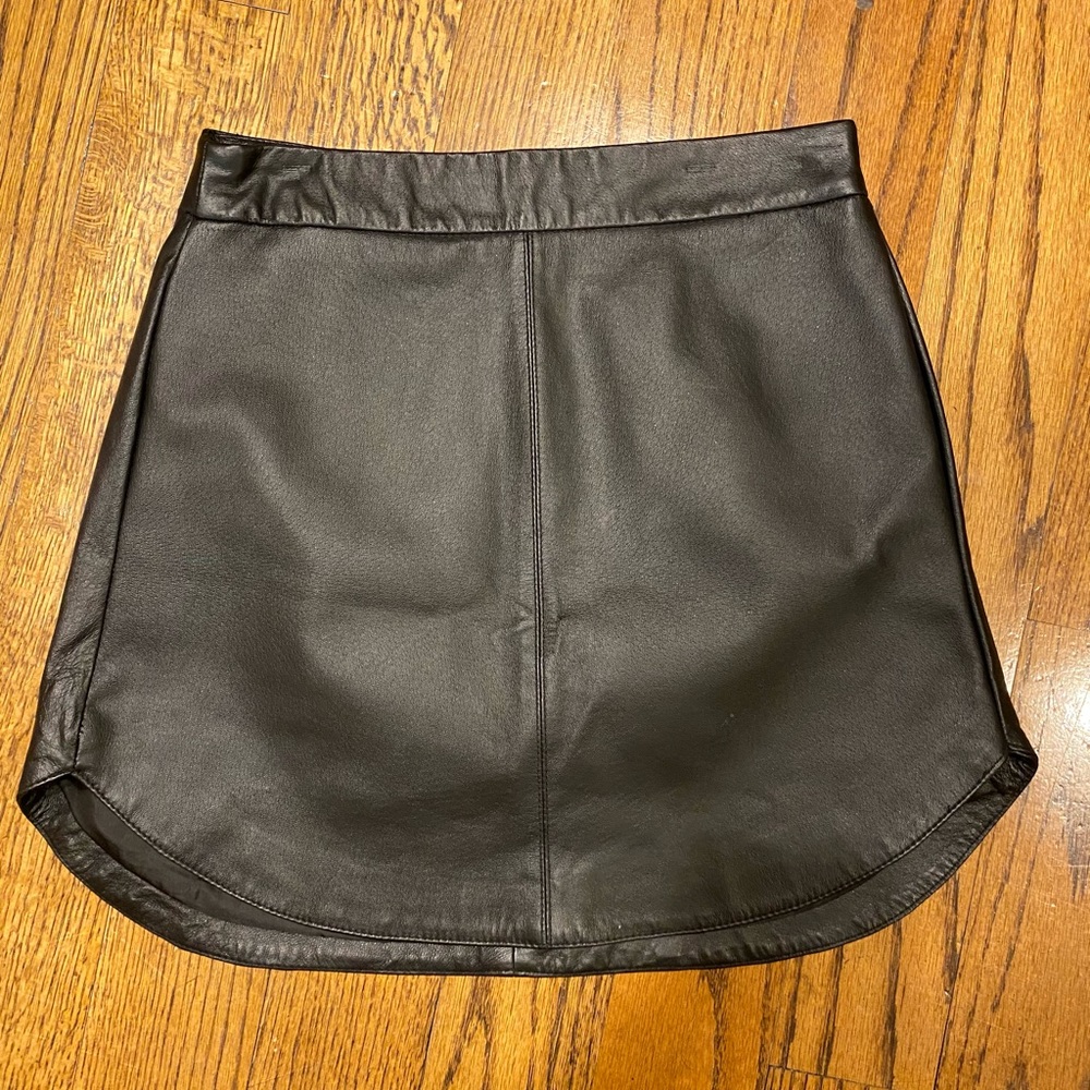 BB Dakota Mini Black Leather Skirt Size 0
